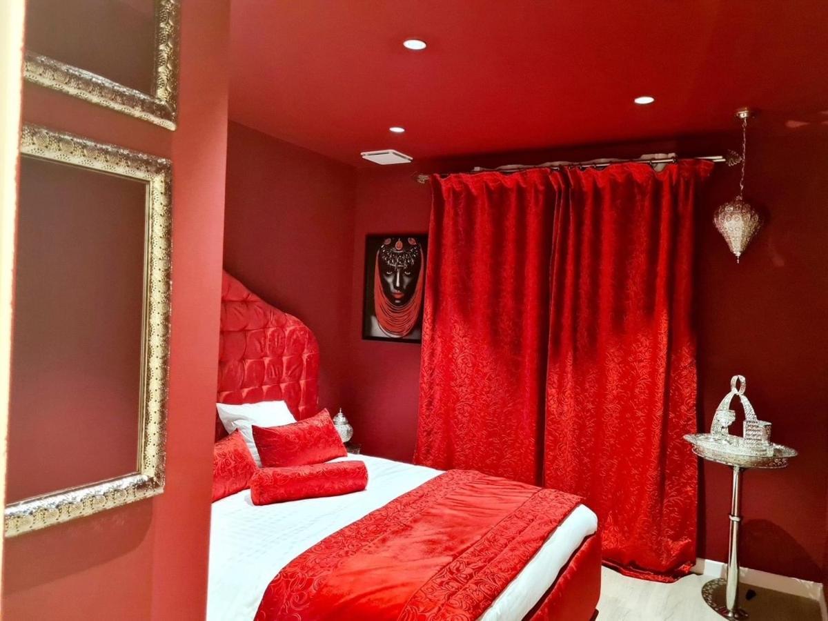 Magnifique Villa De Luxe Au Coeur De La Garrigue Nîmes Esterno foto