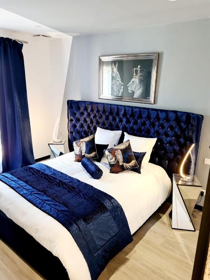 Magnifique Villa De Luxe Au Coeur De La Garrigue Nîmes Esterno foto